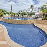 #025 Charming 3br Lägenhet