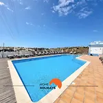 #025 Charming 3br * Albufeira
