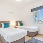 Apartamento #025 Charming 3br *