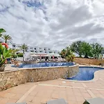 #025 Charming 3br Apartamento