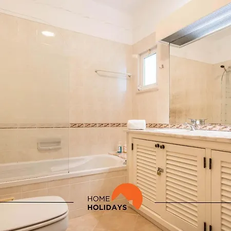 #025 T3 Encantador Em By Holidays Apartamento