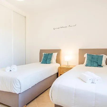 Διαμέρισμα #025 Charming 3br