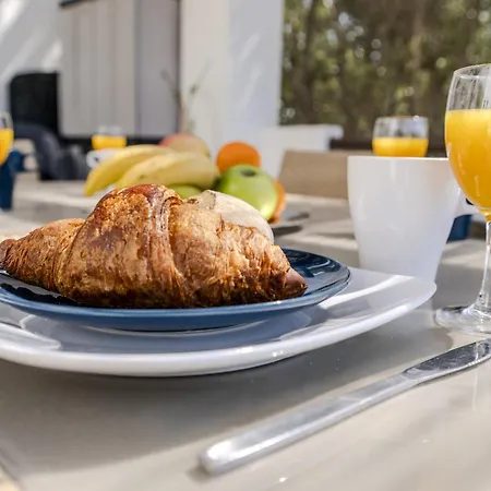 Lejlighed #025 Charming 3br Albufeira