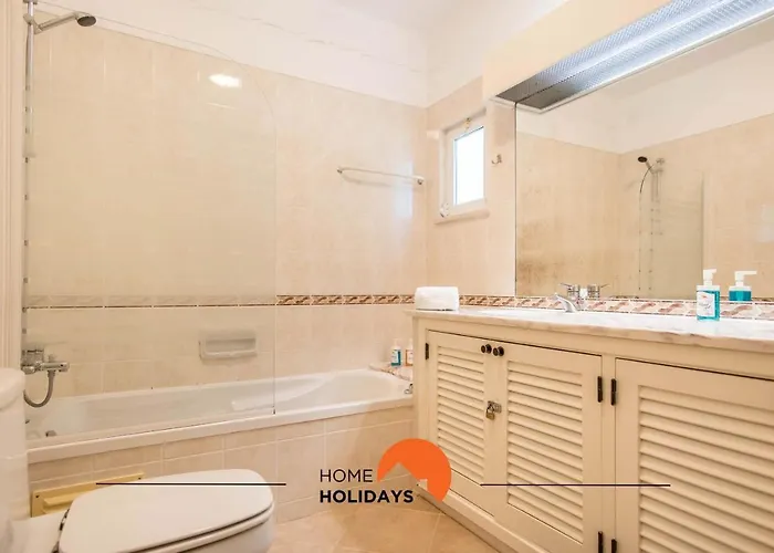 #025 T3 Encantador Em By Holidays דירה