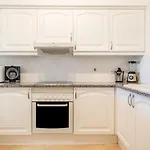 Apartmán #025 Charming 3br *
